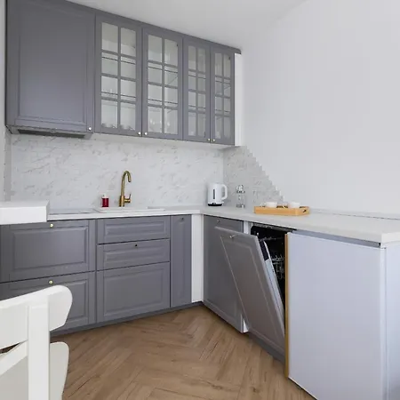 Stylish Strzelecka With Parking By Renters * Катовице