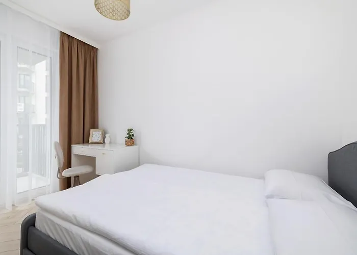 Stylish Strzelecka With Parking By Renters Katowice