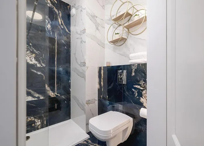 Apartment Stylish Strzelecka With Parking By Renters Katowice