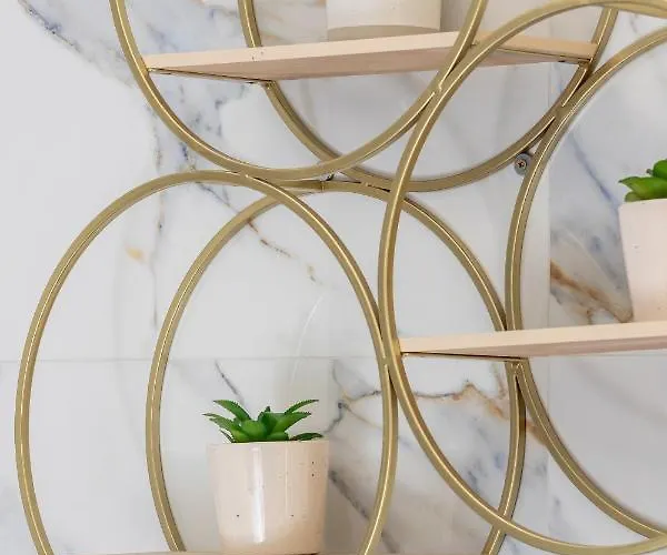 Apartment Stylish Strzelecka With Parking By Renters